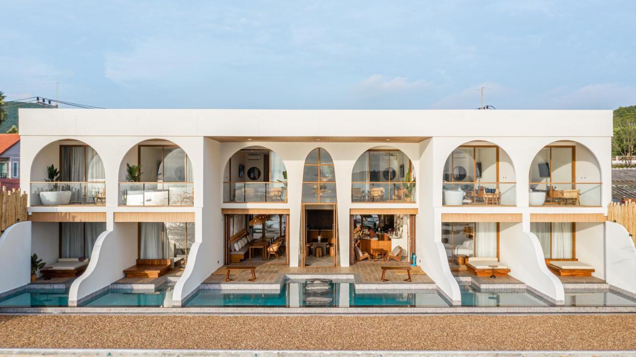 Tasana Bar And Luxury Resort Ko Lan Buitenkant foto